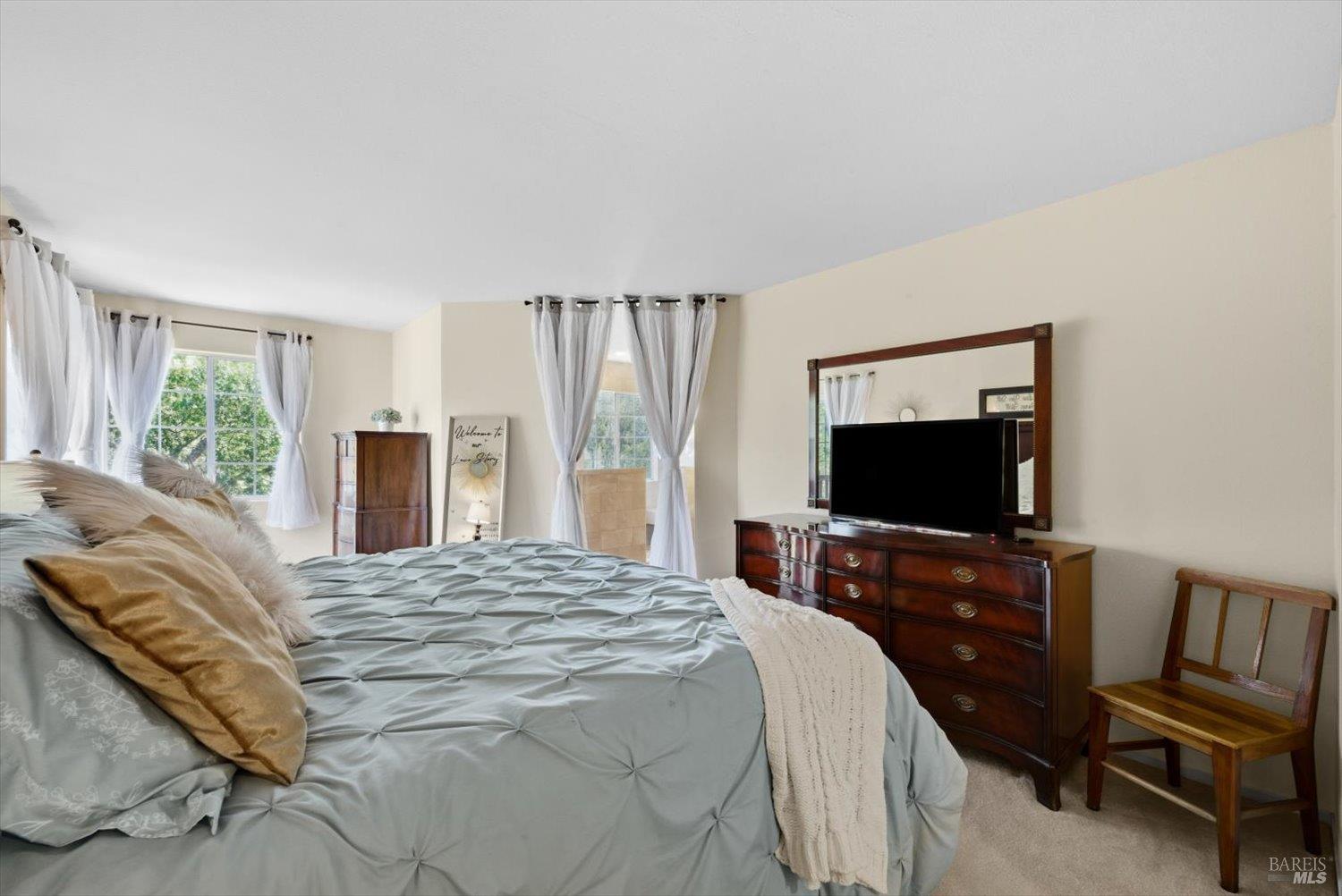 258 Circle Oaks Drive Napa CA 94558