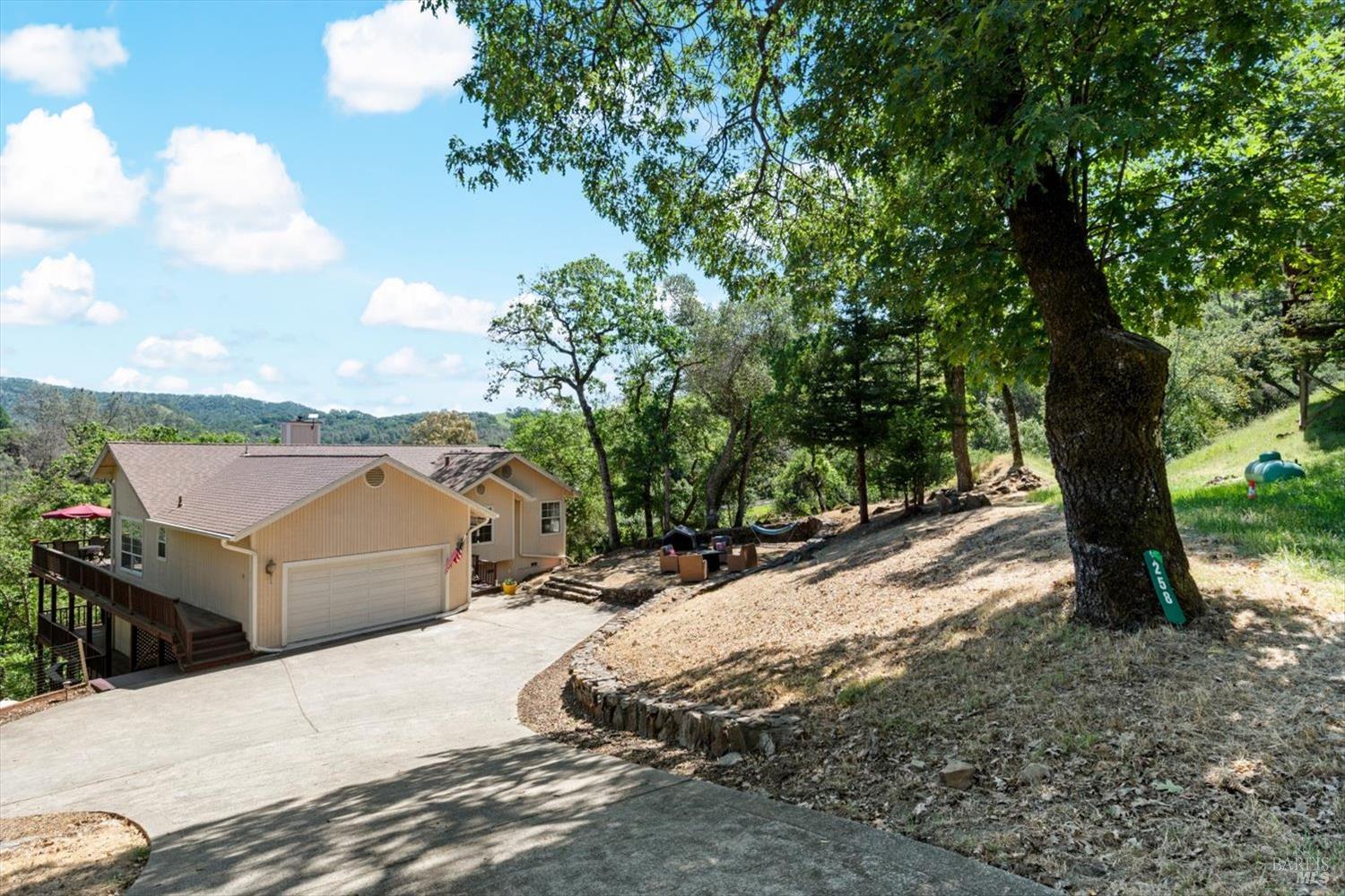 258 Circle Oaks Drive Napa CA 94558