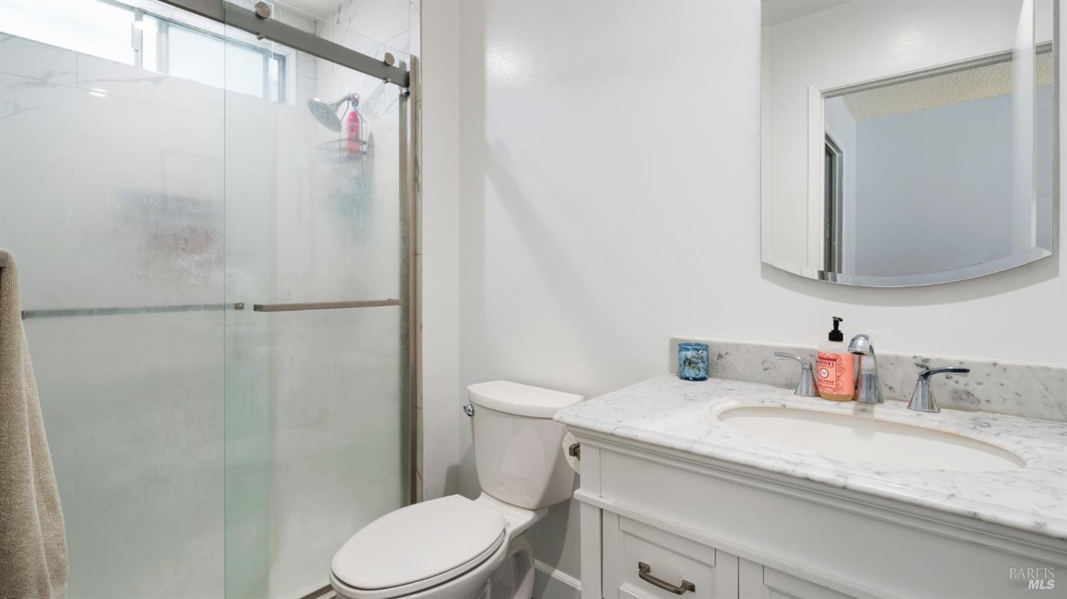 1120 Santa Clara Lane Petaluma CA 94954