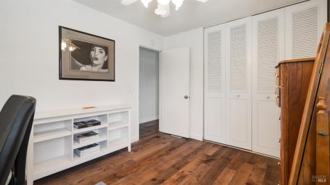 1120 Santa Clara Lane Petaluma CA 94954