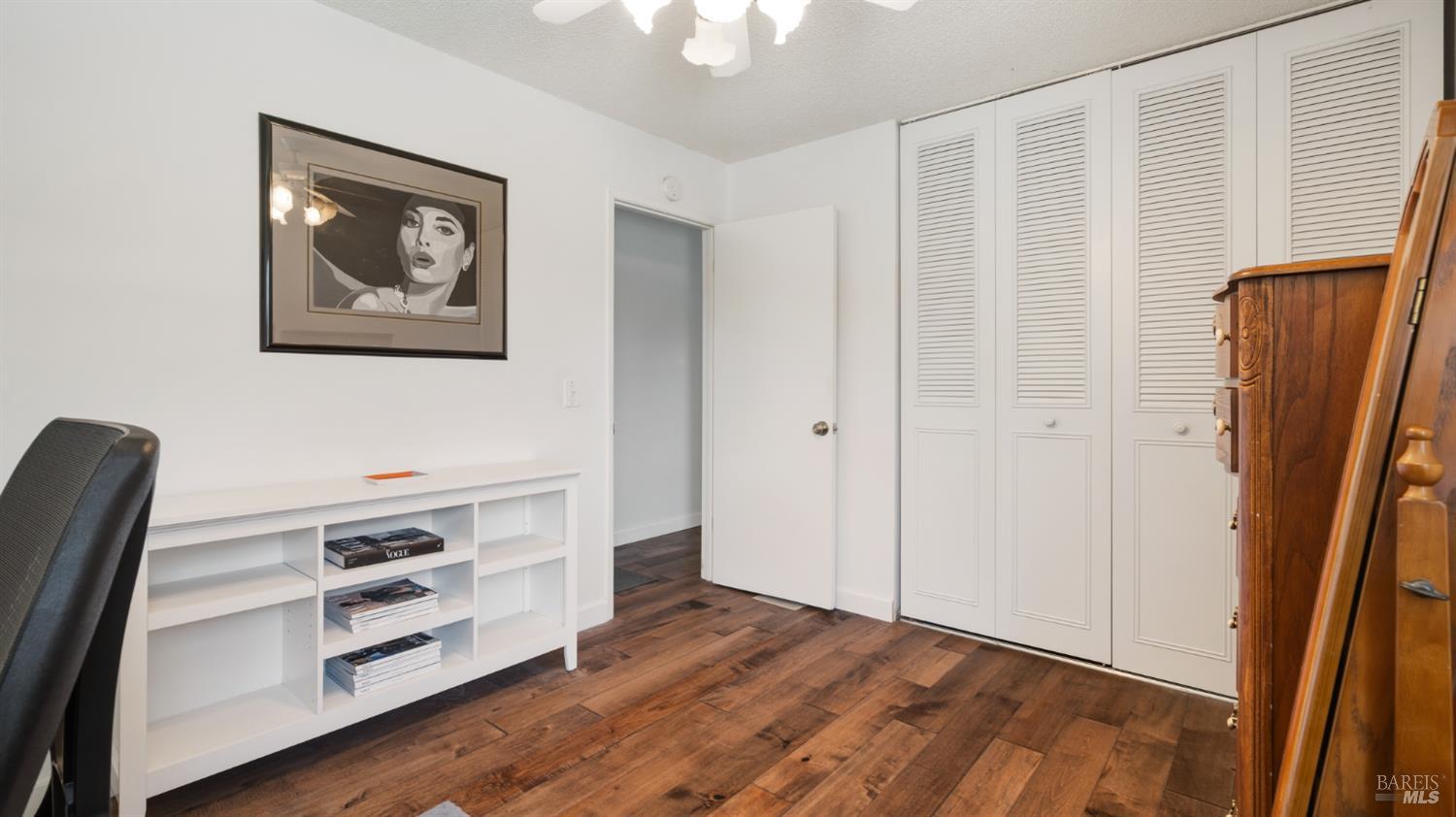 1120 Santa Clara Lane Petaluma CA 94954