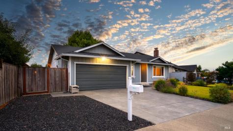 1120 Santa Clara Lane Petaluma CA 94954