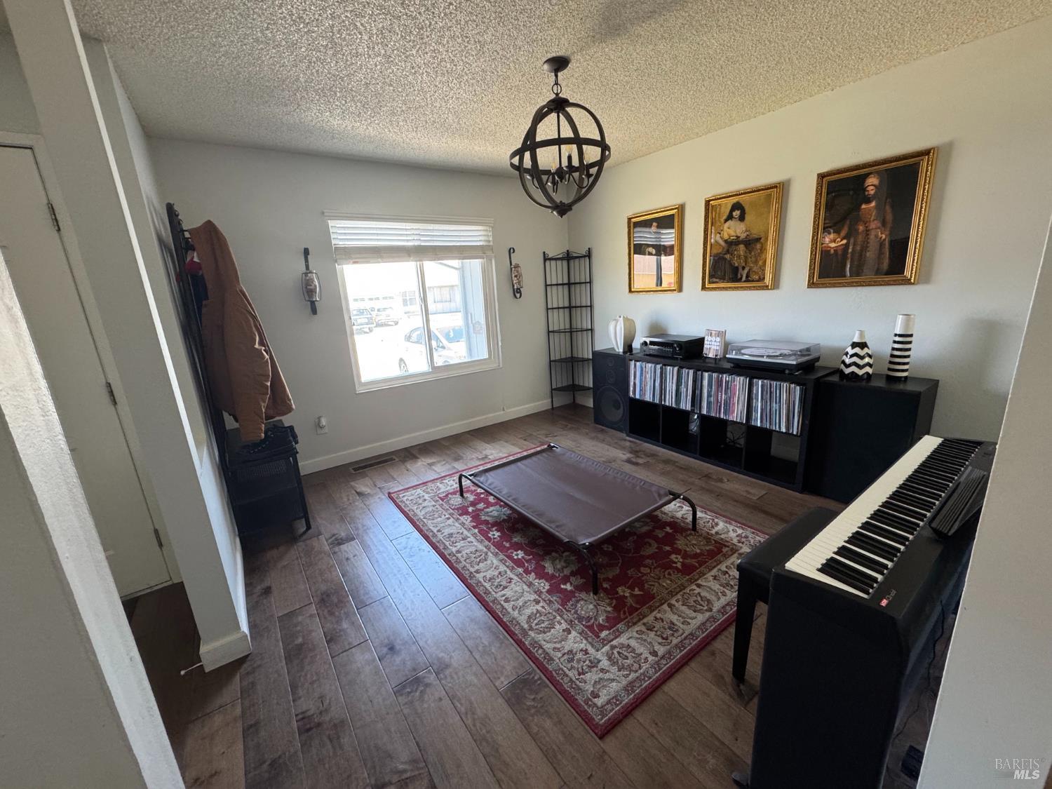 1120 Santa Clara Lane Petaluma CA 94954
