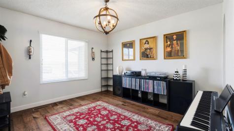1120 Santa Clara Lane Petaluma CA 94954