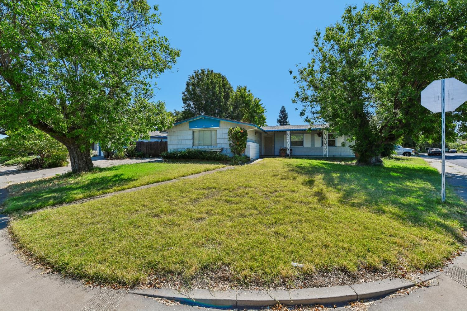 10401 Hollydale Way Rancho Cordova CA 95670