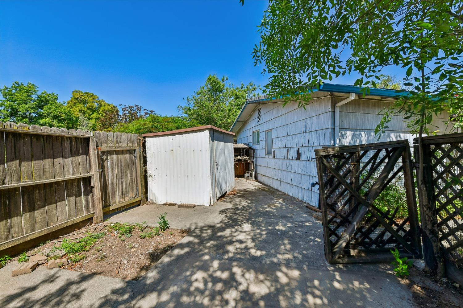 10401 Hollydale Way Rancho Cordova CA 95670