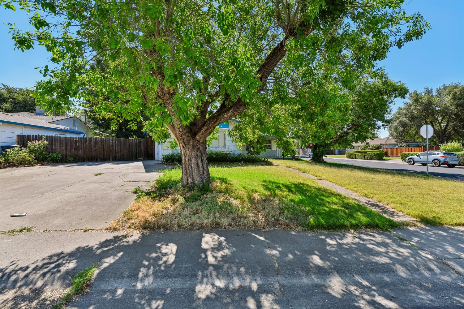 10401 Hollydale Way Rancho Cordova CA 95670
