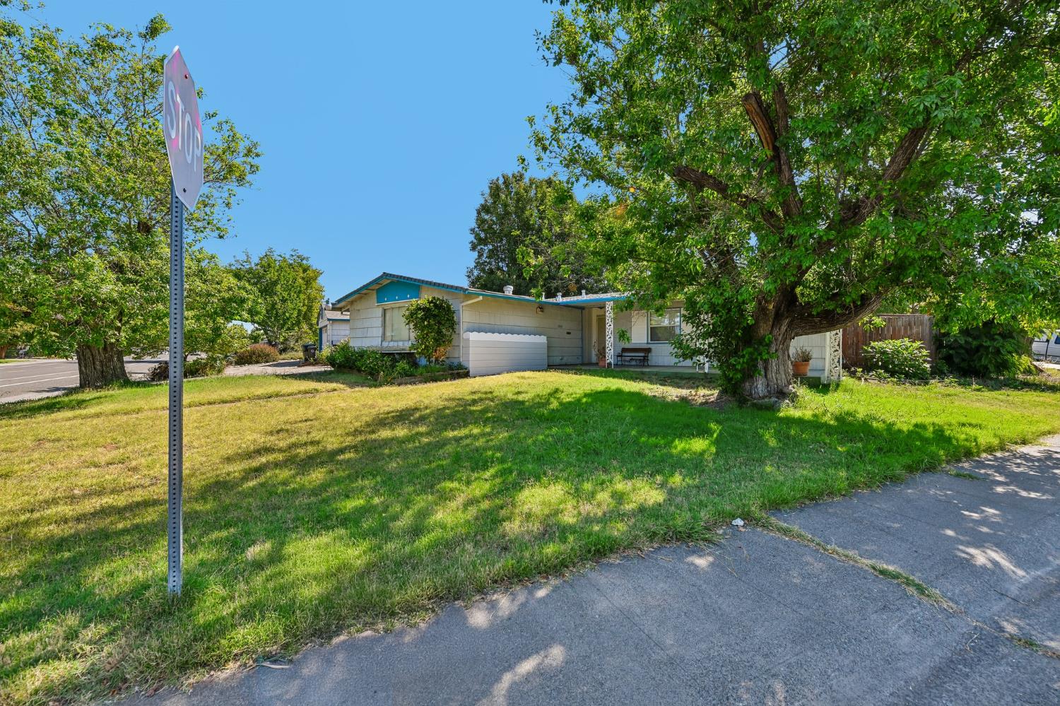 10401 Hollydale Way Rancho Cordova CA 95670