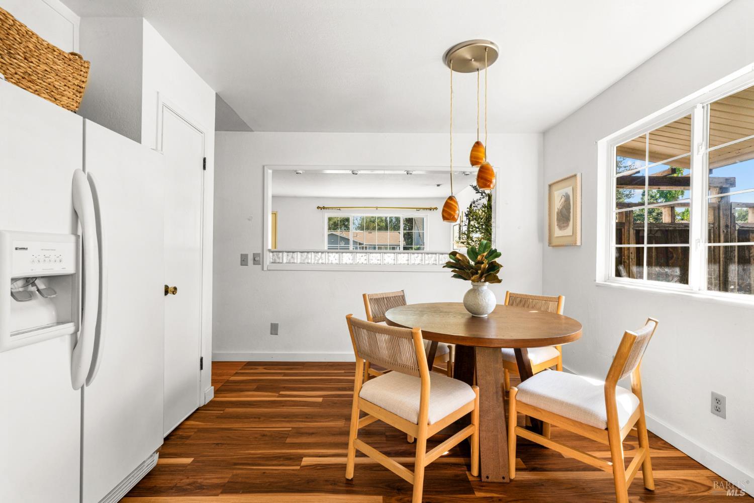 1897 Greeneich Avenue Santa Rosa CA 95401