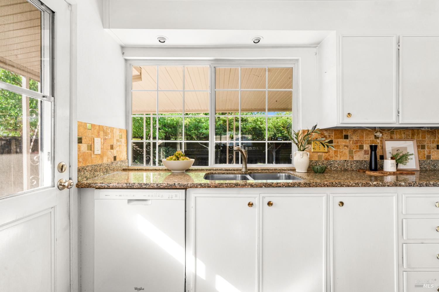 1897 Greeneich Avenue Santa Rosa CA 95401