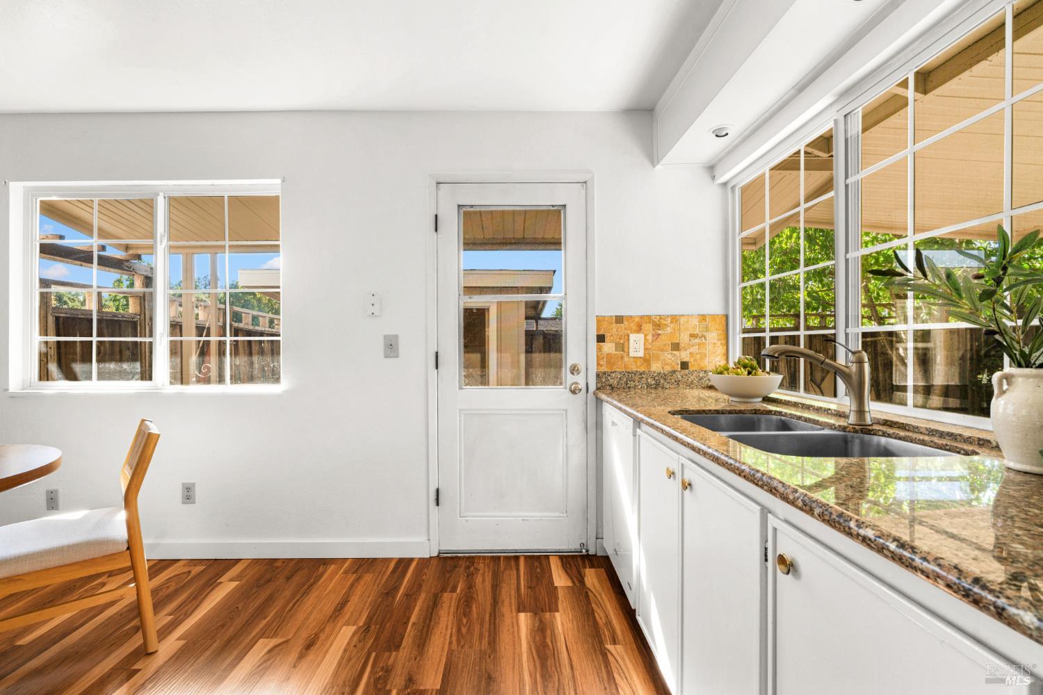 1897 Greeneich Avenue Santa Rosa CA 95401