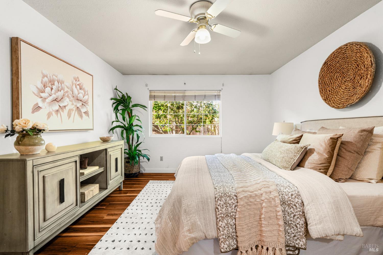 1897 Greeneich Avenue Santa Rosa CA 95401