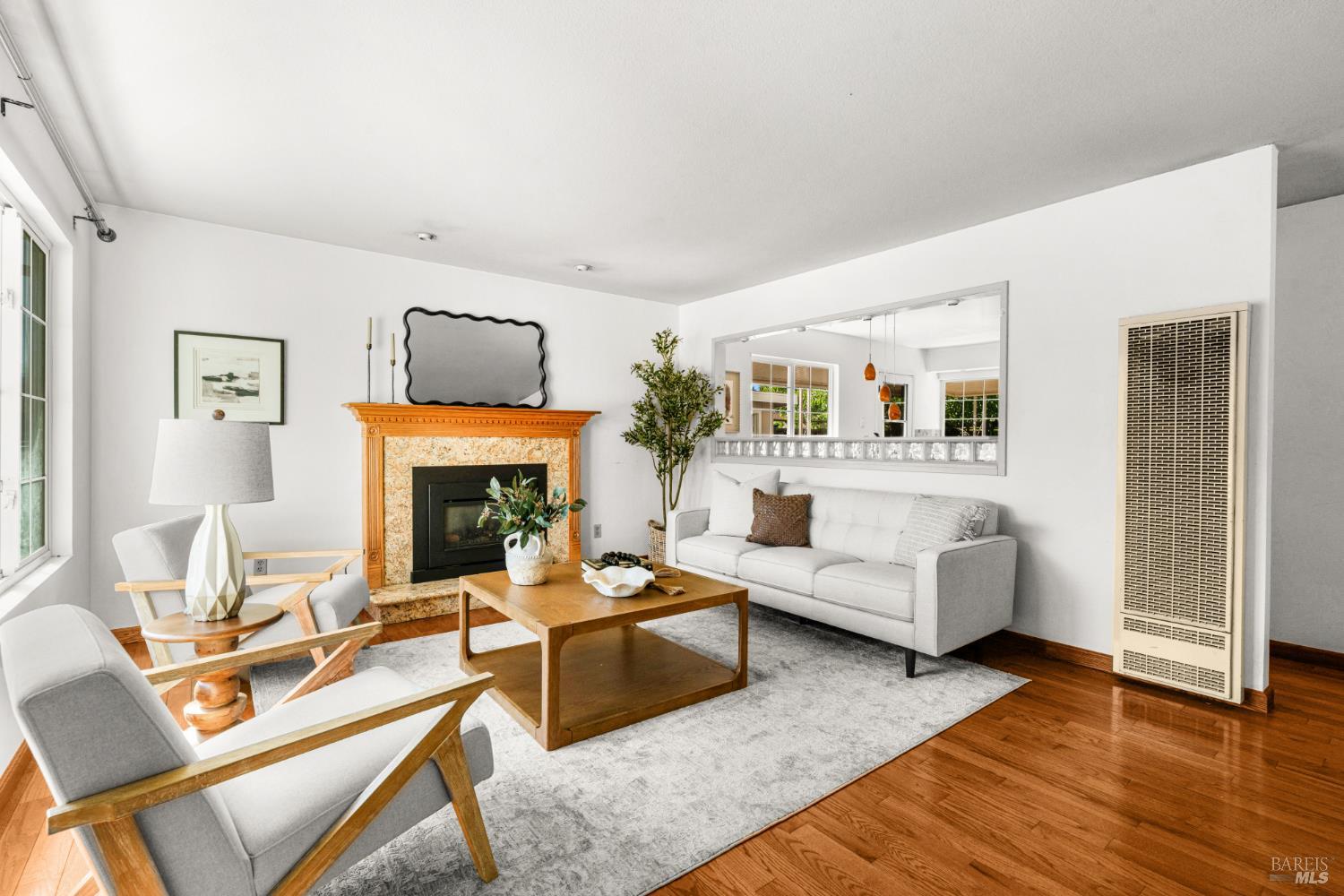 1897 Greeneich Avenue Santa Rosa CA 95401