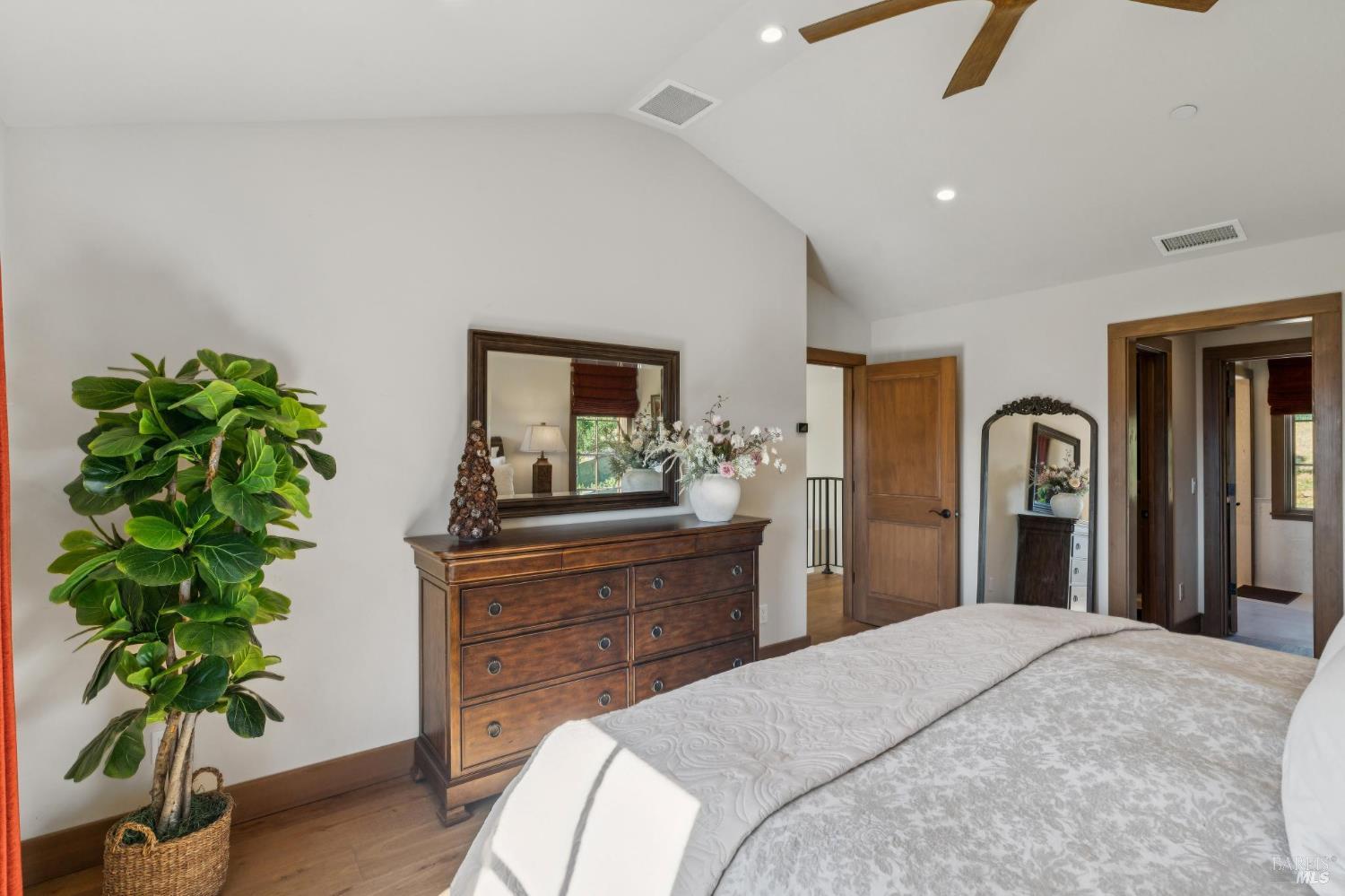 1044 Deer Park Road Deer Park CA 94576