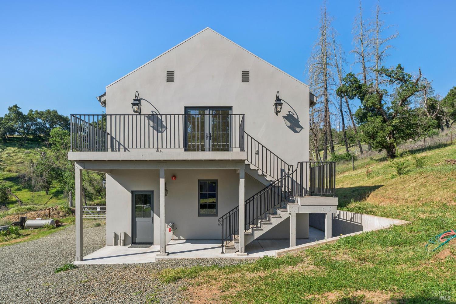 1044 Deer Park Road Deer Park CA 94576