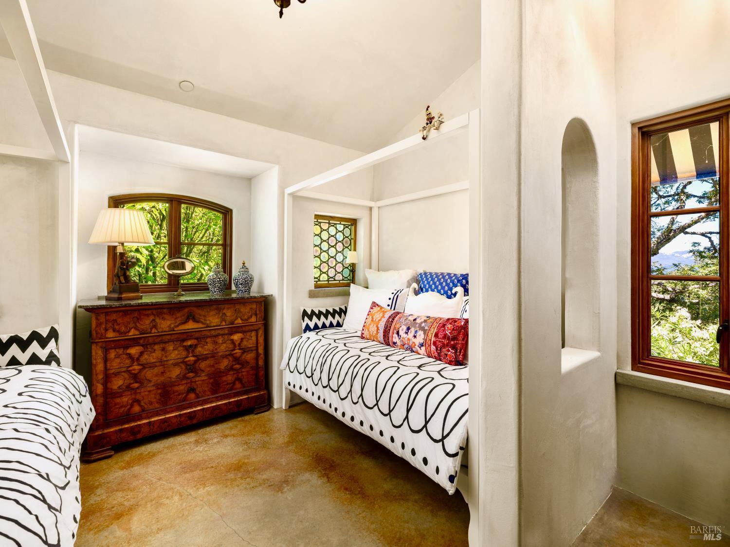 6640 Sonoma Mountain Road Santa Rosa CA 95404