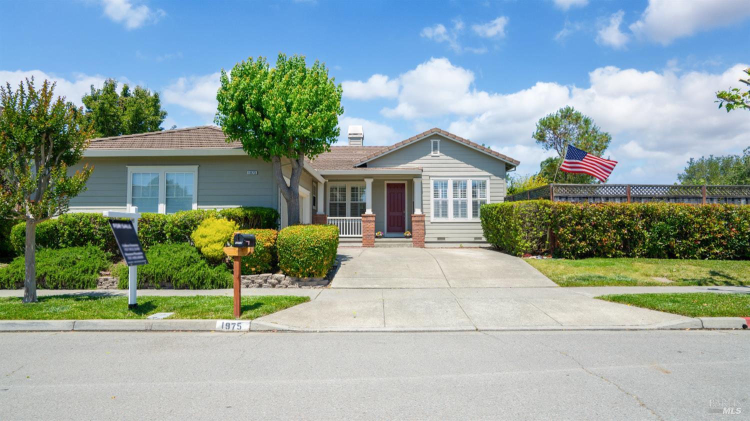 1975 Lansdowne Way Petaluma CA 94954
