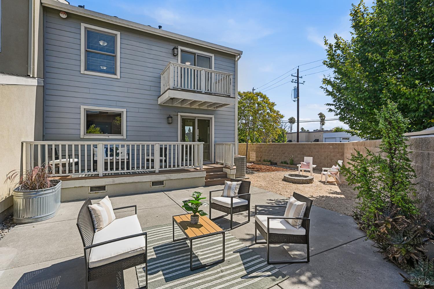 401 Lindberg Circle Petaluma CA 94952