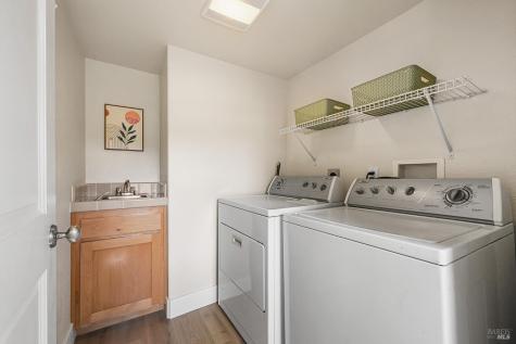 401 Lindberg Circle Petaluma CA 94952