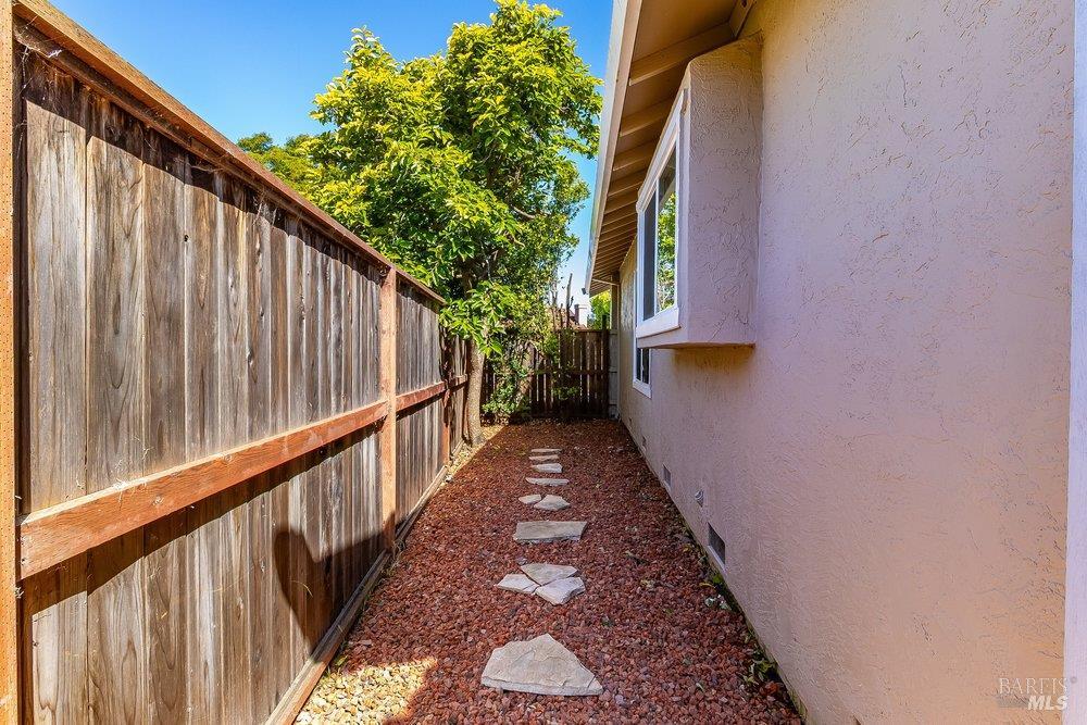 731 Newport Way Vallejo CA 94589