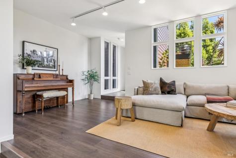 312 Fairhills Drive San Rafael CA 94901