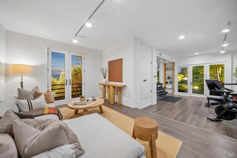 312 Fairhills Drive San Rafael CA 94901