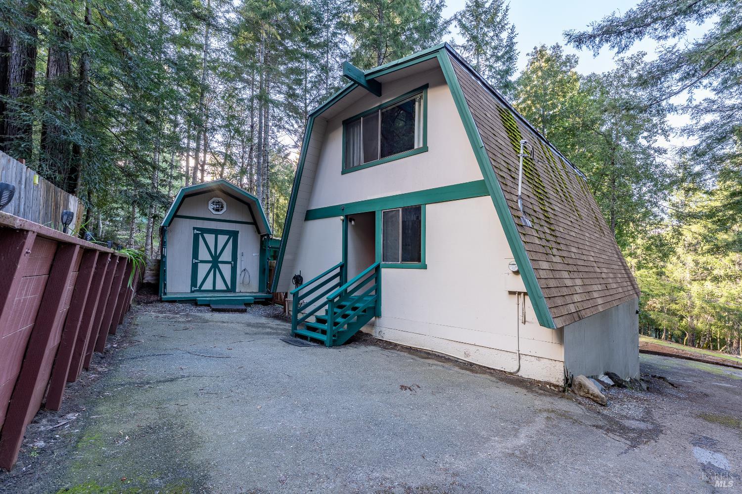 1500 Perch Way Willits CA 95490