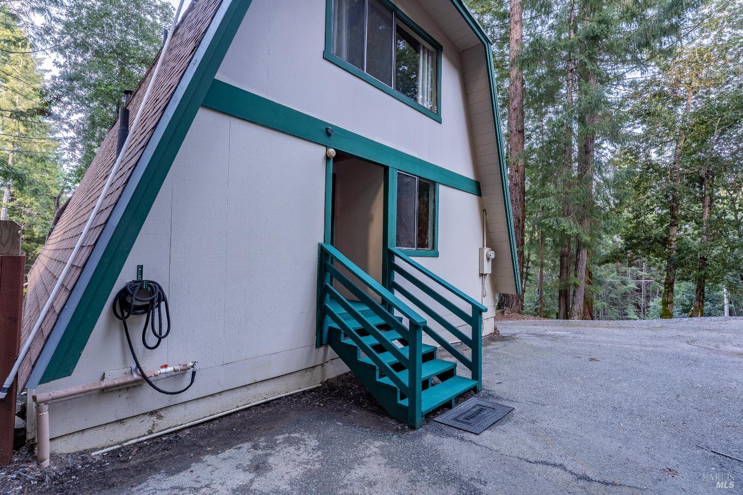 1500 Perch Way Willits CA 95490