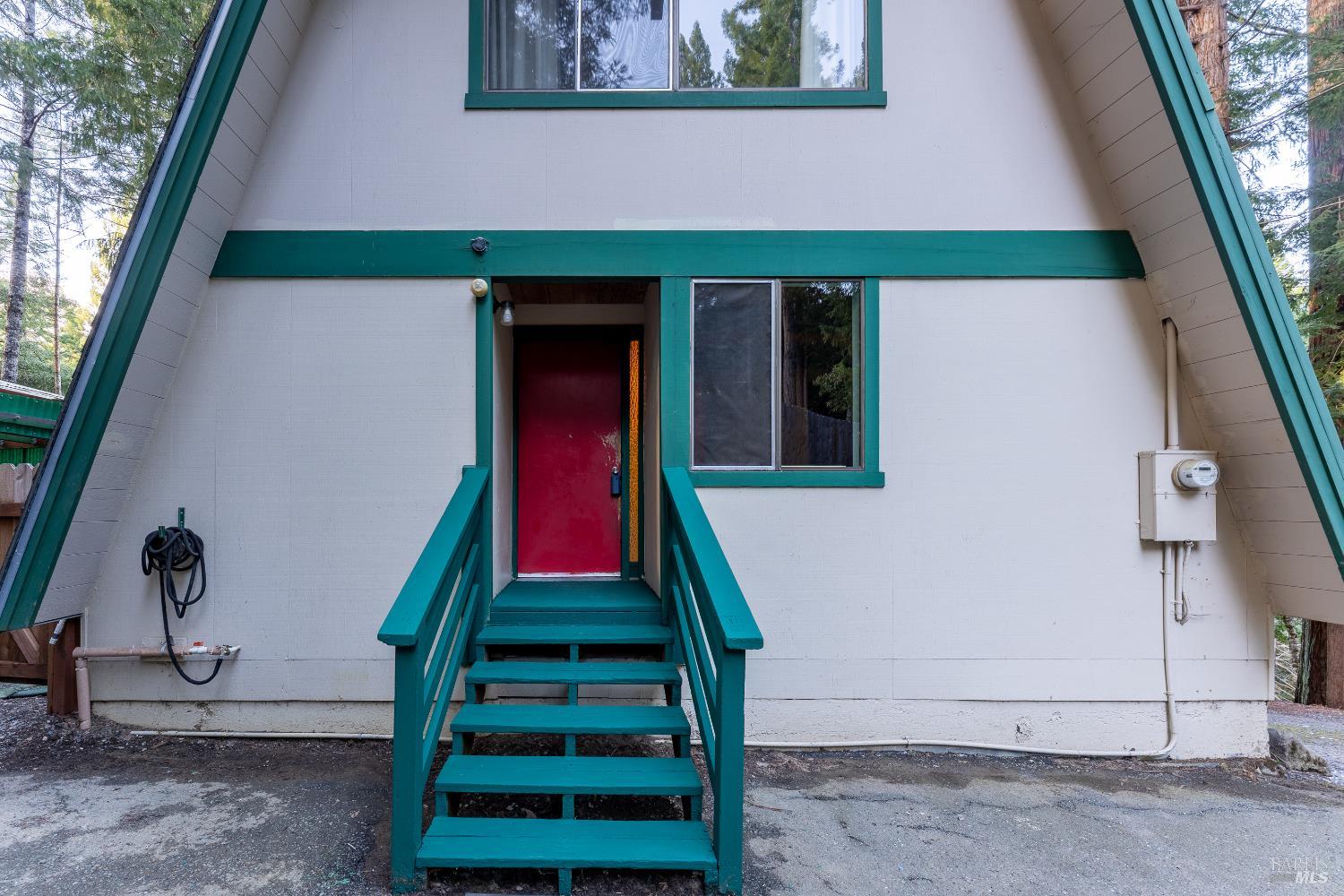 1500 Perch Way Willits CA 95490