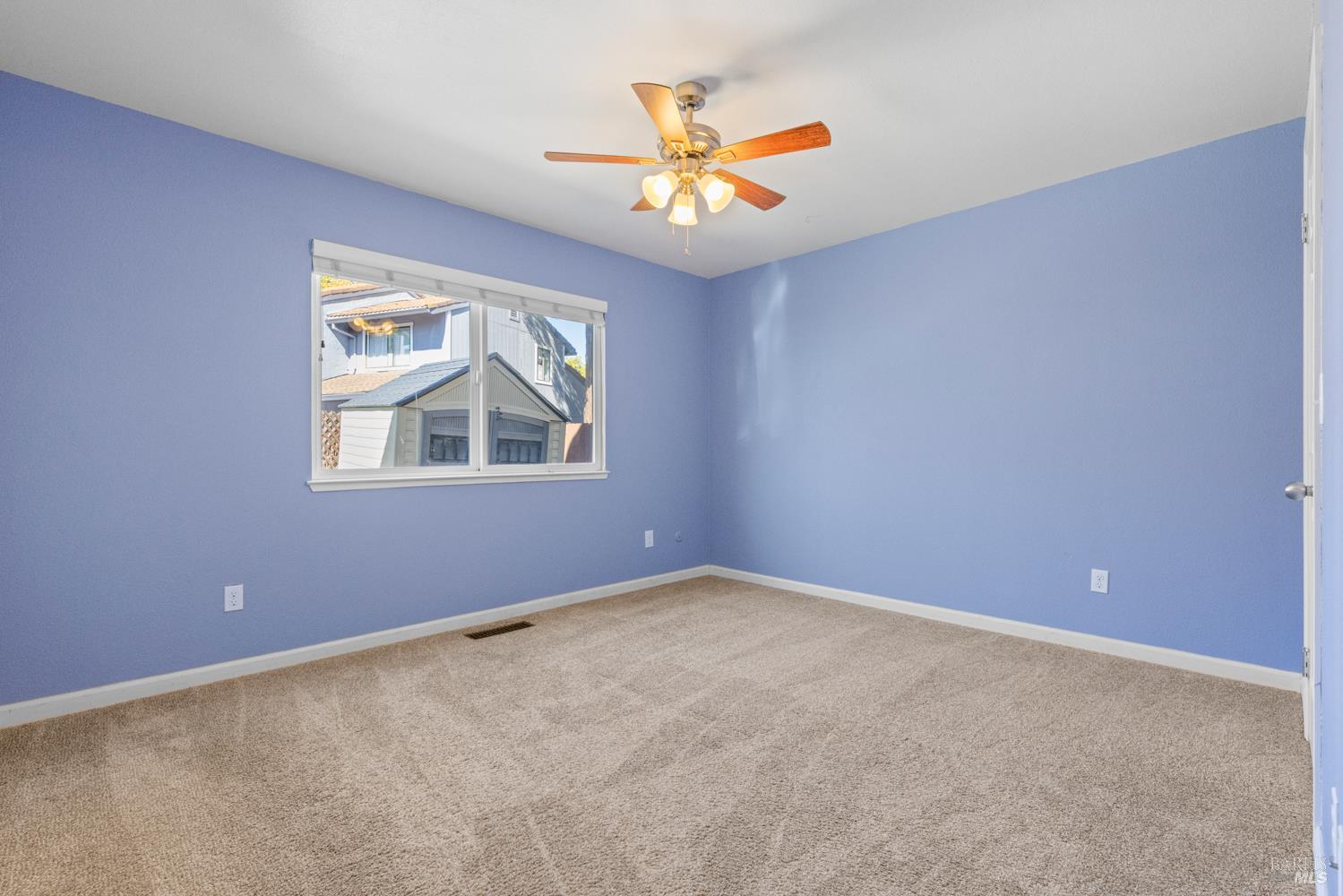 971 Hacienda Circle Rohnert Park CA 94928