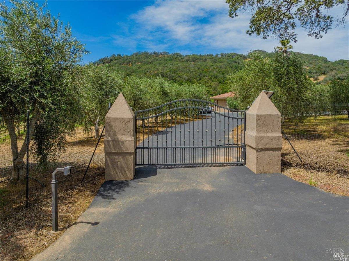 6595 Gordon Valley Road Napa CA 94558
