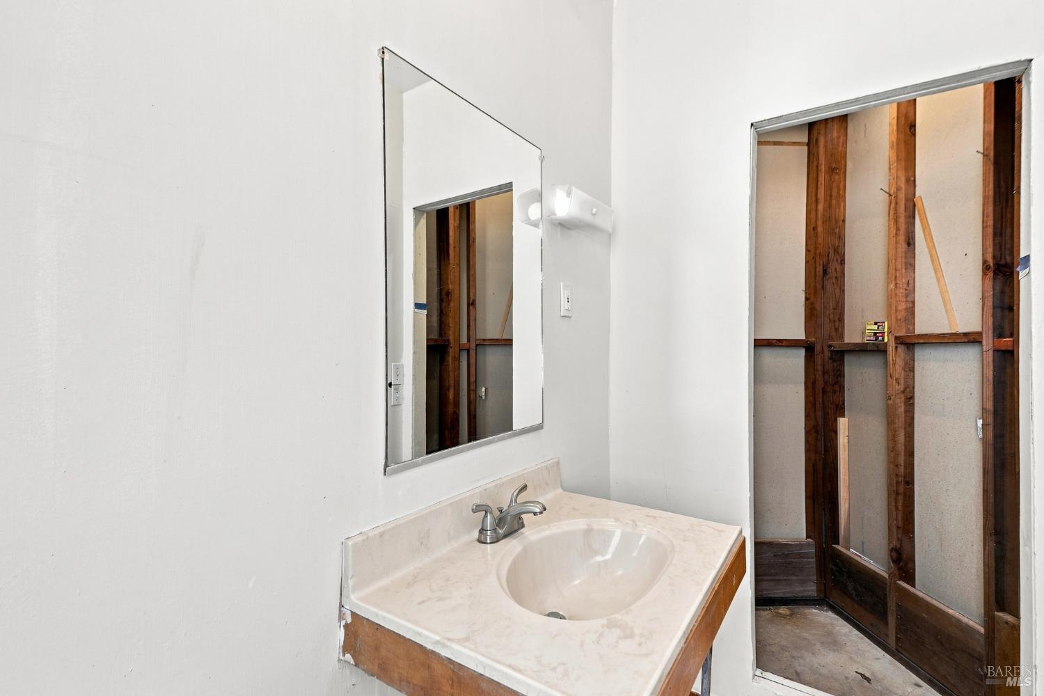 10635 Barnett Valley Road Sebastopol CA 95472