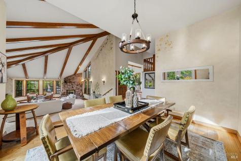 3541 Foxwood Place Santa Rosa CA 95405