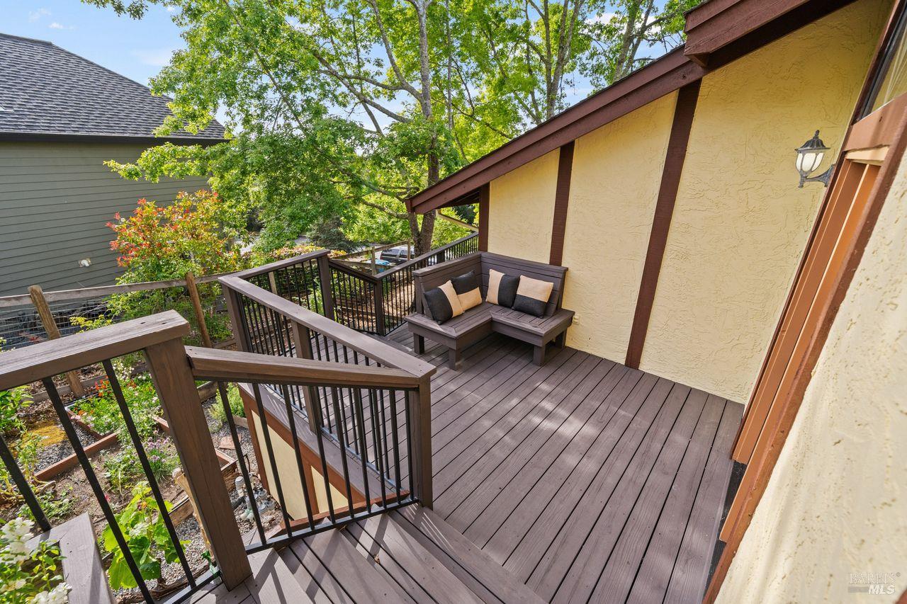 3541 Foxwood Place Santa Rosa CA 95405