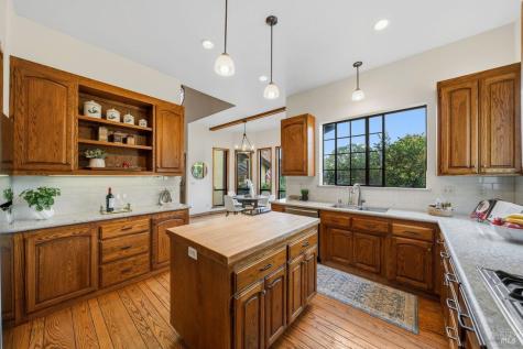 3541 Foxwood Place Santa Rosa CA 95405