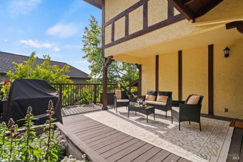 3541 Foxwood Place Santa Rosa CA 95405