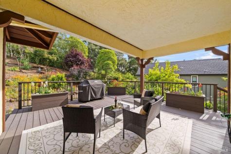 3541 Foxwood Place Santa Rosa CA 95405