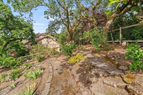 3541 Foxwood Place Santa Rosa CA 95405