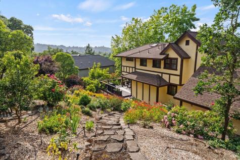 3541 Foxwood Place Santa Rosa CA 95405