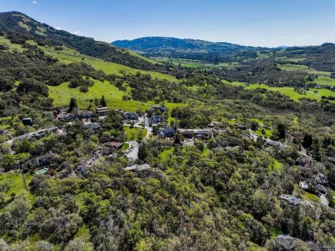 3541 Foxwood Place Santa Rosa CA 95405