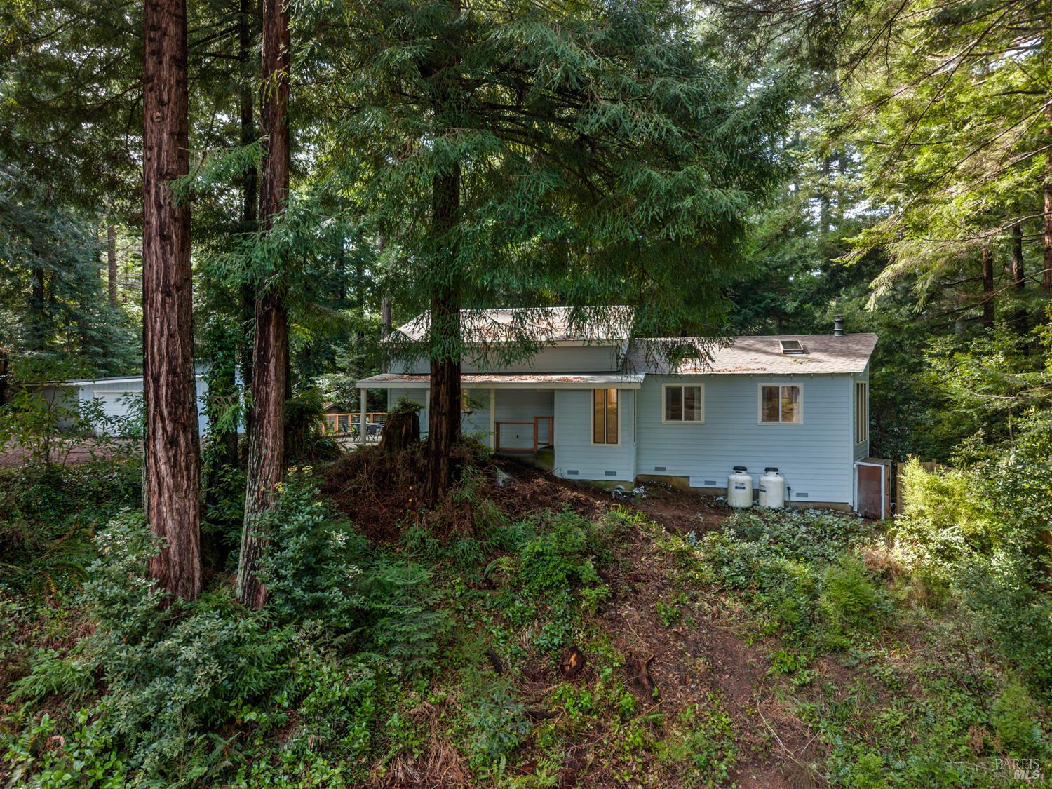 17600 Redwood Springs Drive Fort Bragg CA 95437