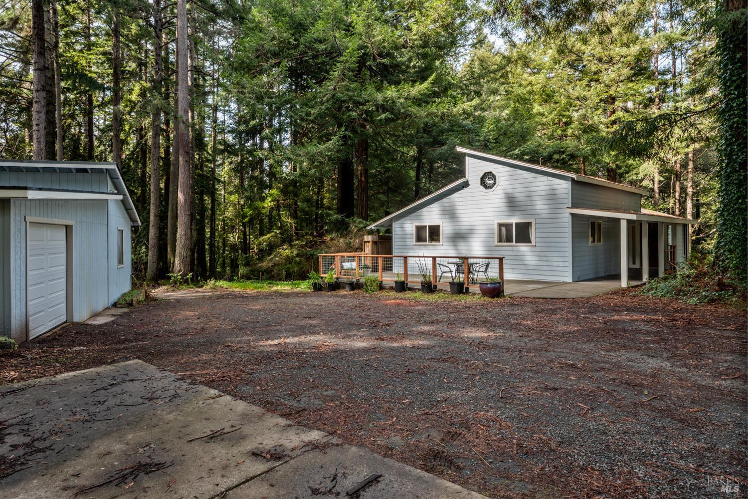 17600 Redwood Springs Drive Fort Bragg CA 95437
