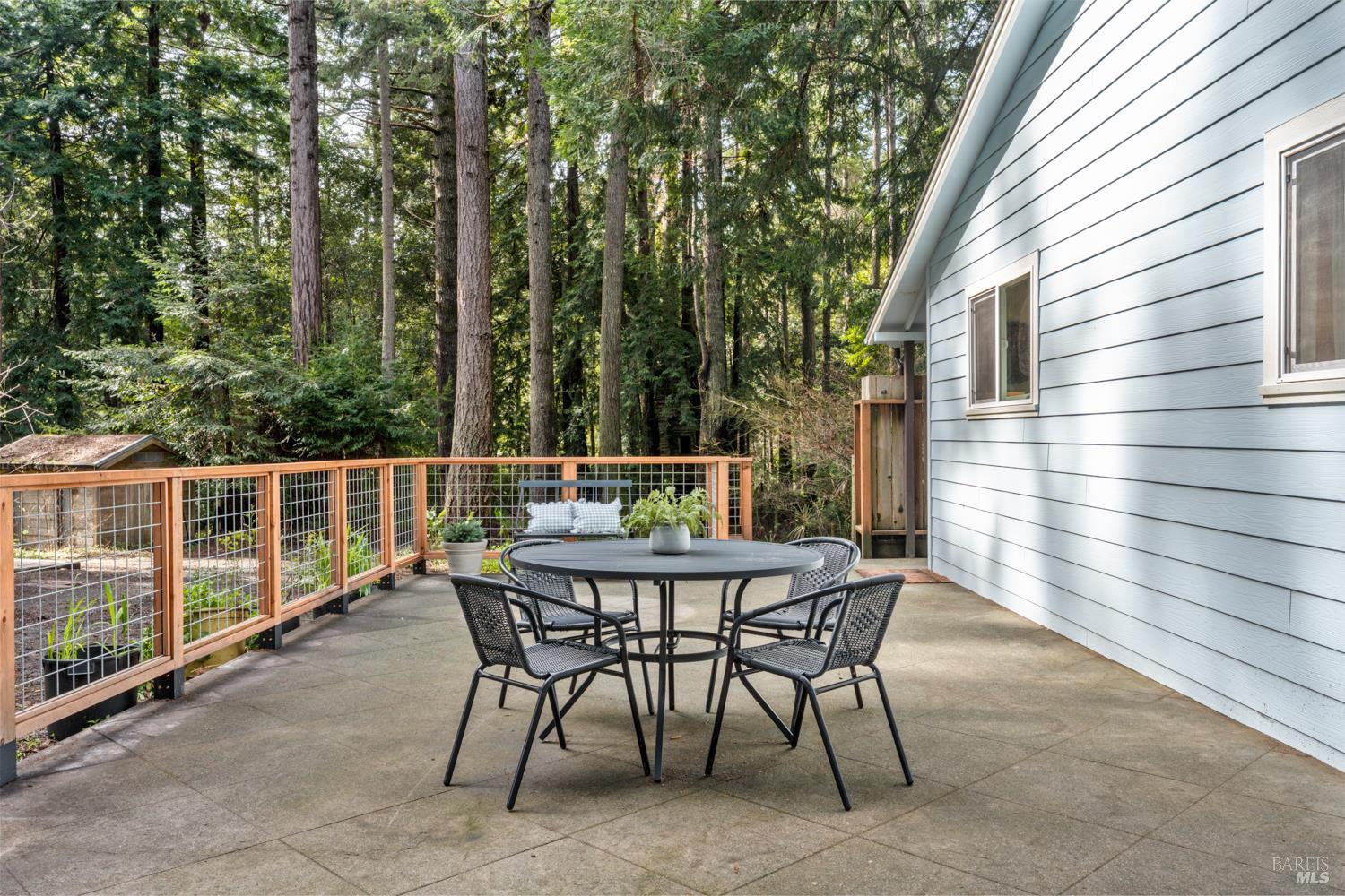 17600 Redwood Springs Drive Fort Bragg CA 95437
