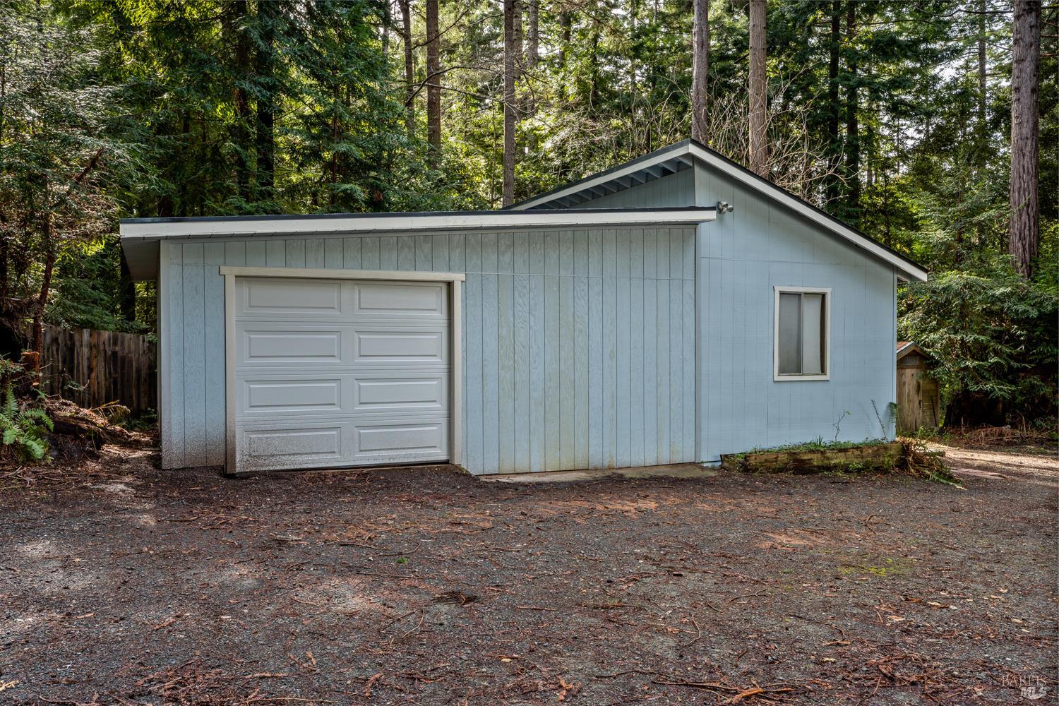 17600 Redwood Springs Drive Fort Bragg CA 95437