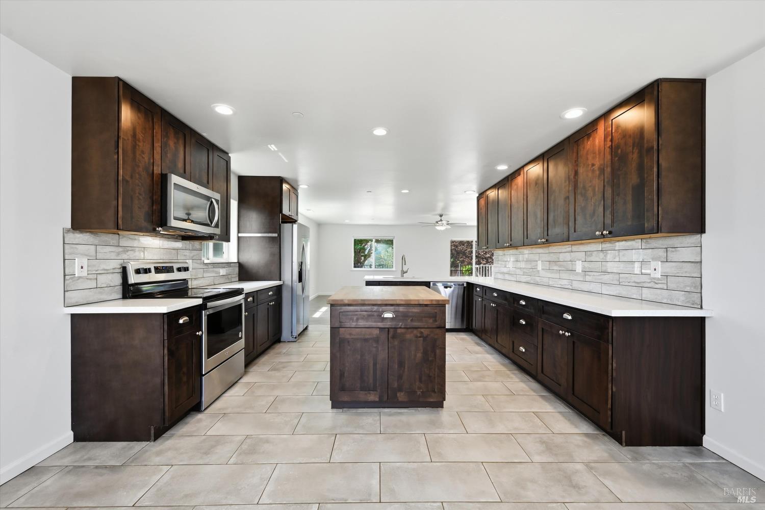 19527 Stonegate Road Hidden Valley Lake CA 95467