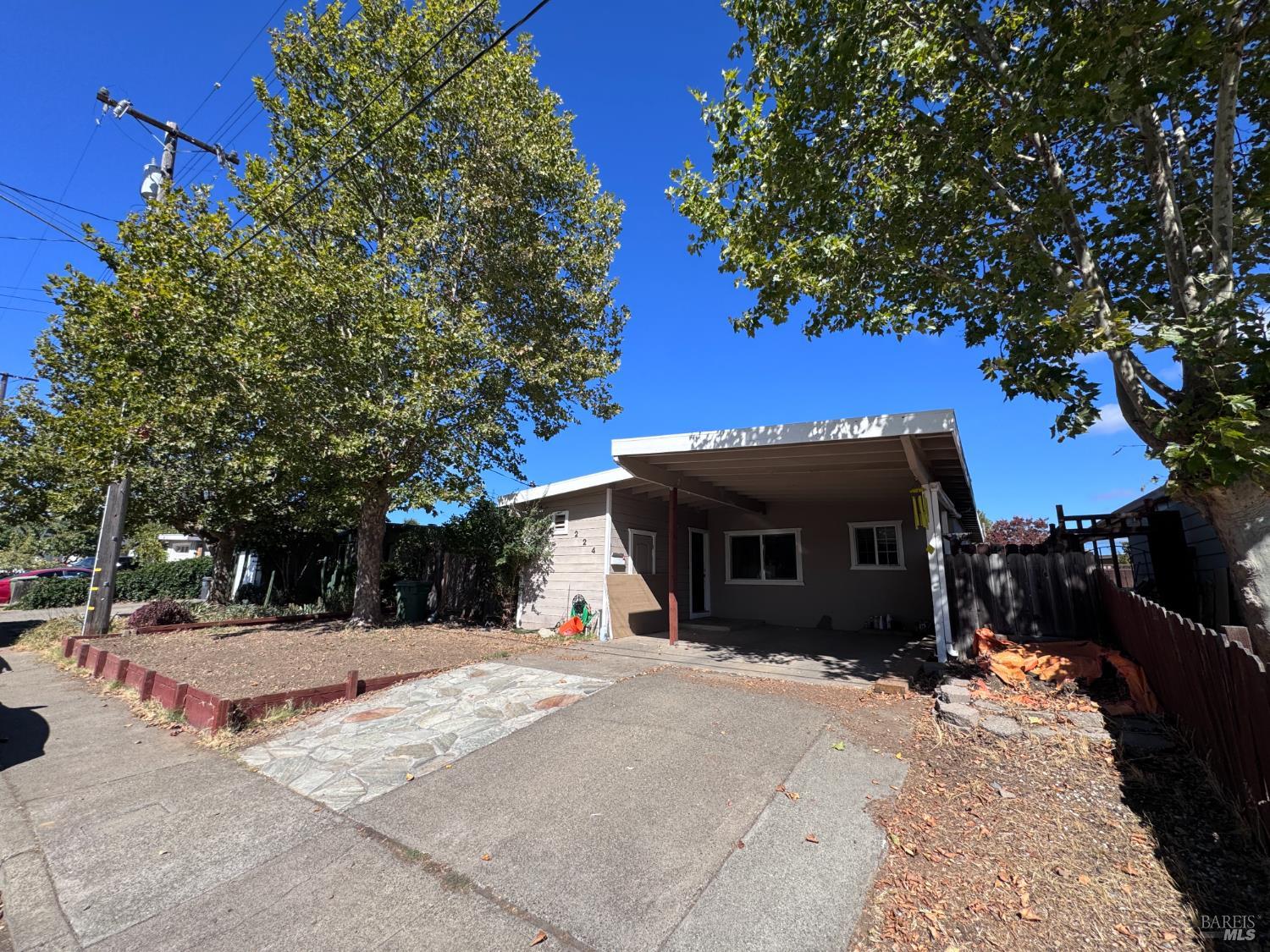 224 Burlington Drive Ukiah CA 95482