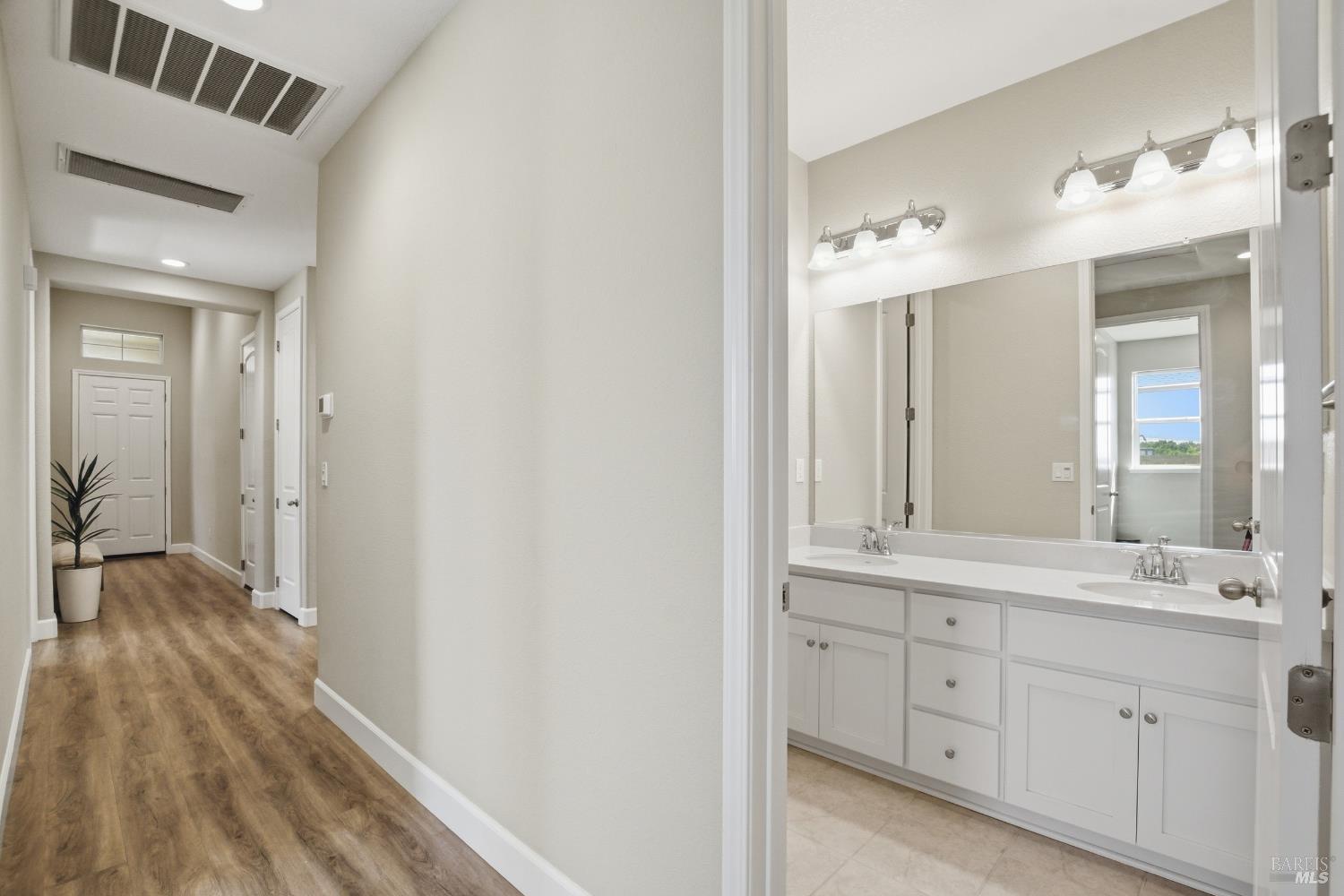 556 Yarrow Court Fairfield CA 94534