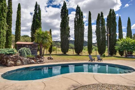 5404 St Helena Road Santa Rosa CA 95404