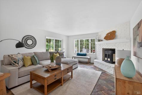 5404 St Helena Road Santa Rosa CA 95404