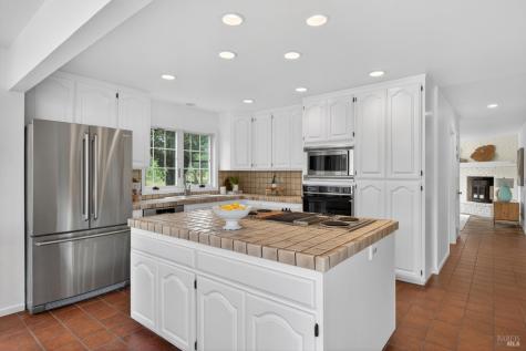 5404 St Helena Road Santa Rosa CA 95404